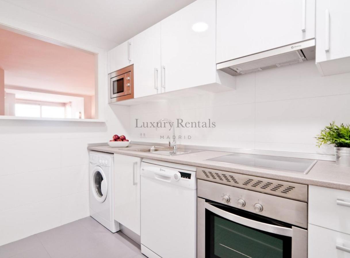 Spacious Temporary Apartment In Madrid Argueelles Close To Moncloa, Chamberi & Gran Via, Princesa V Eksteriør billede